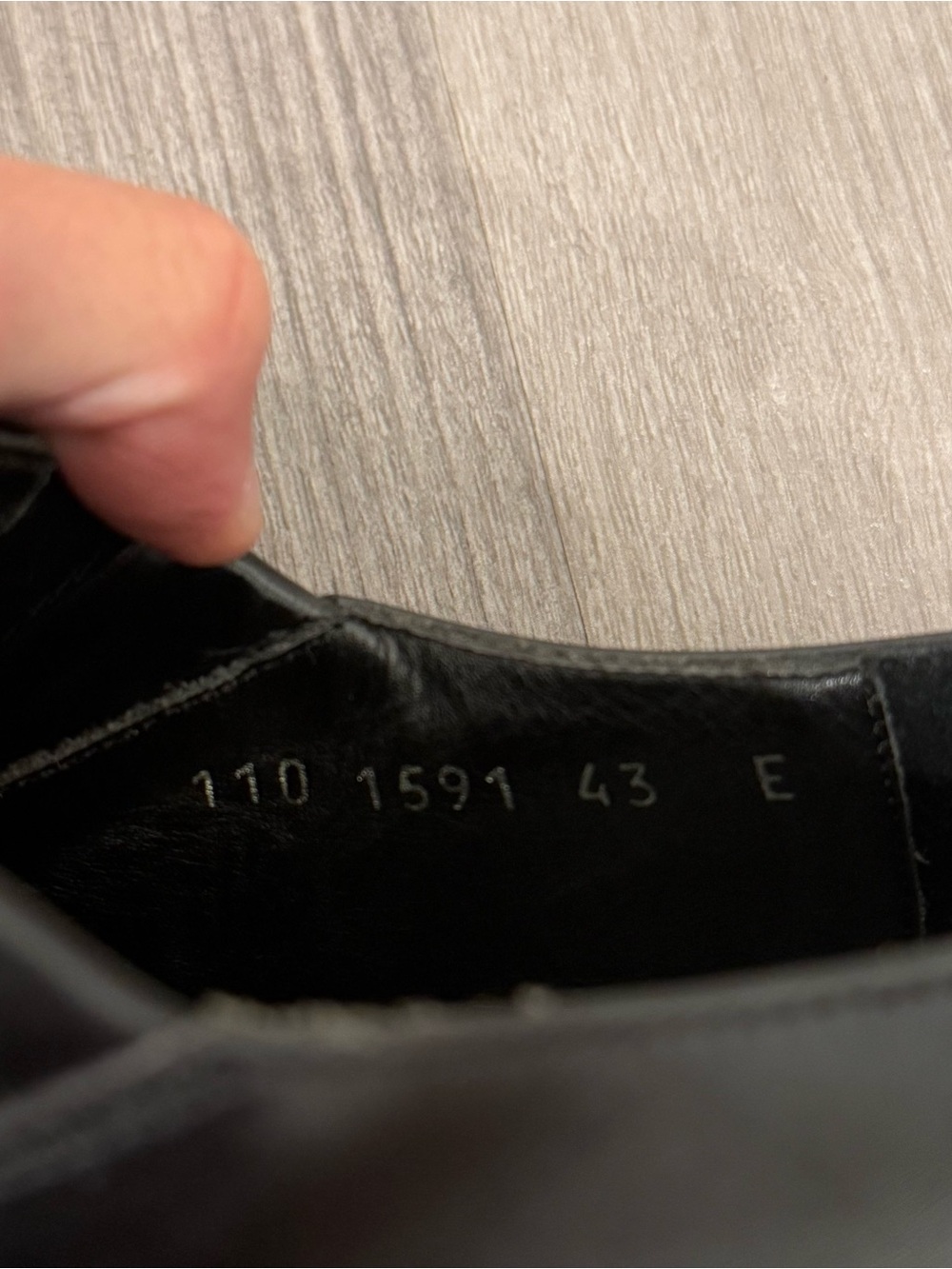 Gucci Men's Black Leather Plain Toe Derby size 43 eu men’s us 10 E Italy RARE - Picture 16 of 16